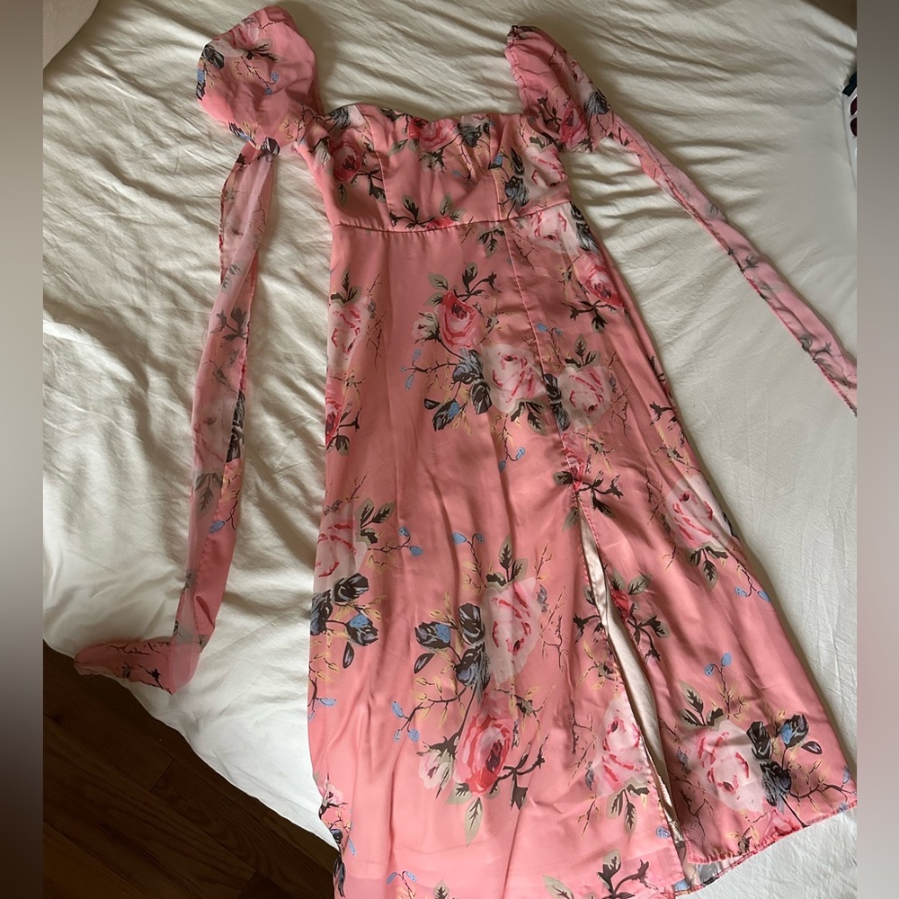 Chic Pink Floral Midi Dress